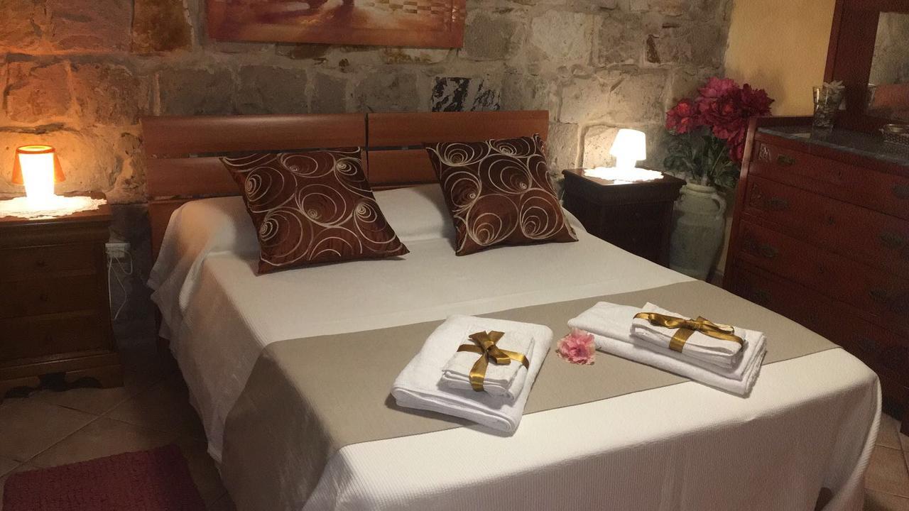 B&B Domus de Janas Luvia Rooms SPA Gonnesa Exterior foto